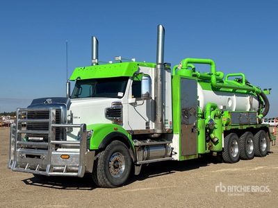 2014 Rebel on 2015 Freightliner Coronado 122SD 8x6 Sleeper Combination Wash/ バキュームトラック