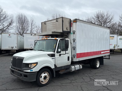 2012 International TerraStar 4x2 Van Truck