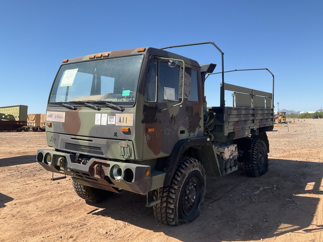 2004 Stewart & Stevenson M1078A1 LMTV 4x4 Cargo Truck