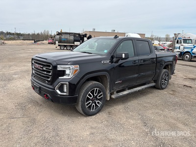 2021 GMC Sierra 1500 AT4 4x4 Crew Cab Pickup