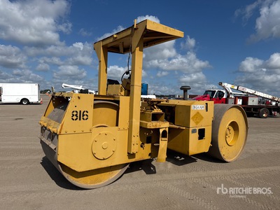 1990 Ingram 10-15 3 Wheel Roller