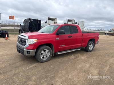 2015 Toyota Tundra SR5 4x4 Crew Cab Pickup