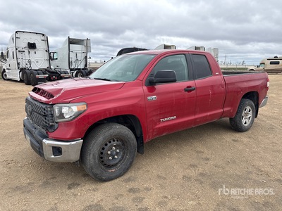 2018 Toyota Tundra SR5 4x4 Crew Cab Pickup
