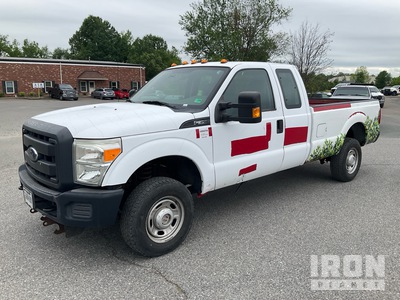 2014 Ford F-350 4x4 XL Pickup