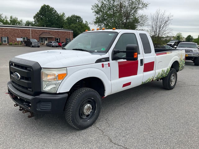 2012 Ford F-350 4x4 XL Pickup 2012 Ford F-350 4x4 XL Pickup
