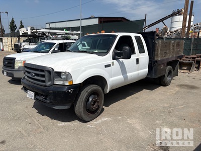 2003 Ford F-550 Concrete Truck