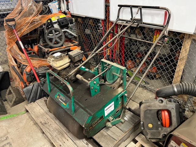 Lesco LA2600 Walk-Behind Aerator