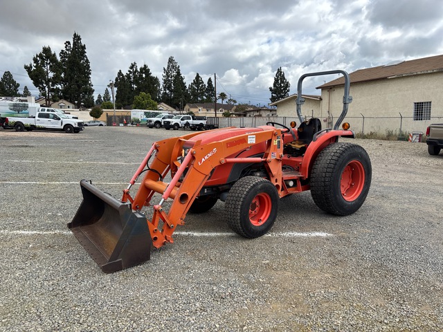 2014 Kubota MX4800D 4WD Utility Tractor