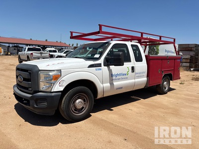 2015 Ford F-250 XL 4x2 Extended Cab Utility Truck