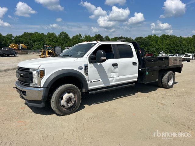 2019 Ford F-550 XL 4x4 Crew Cab Flatbed Truck