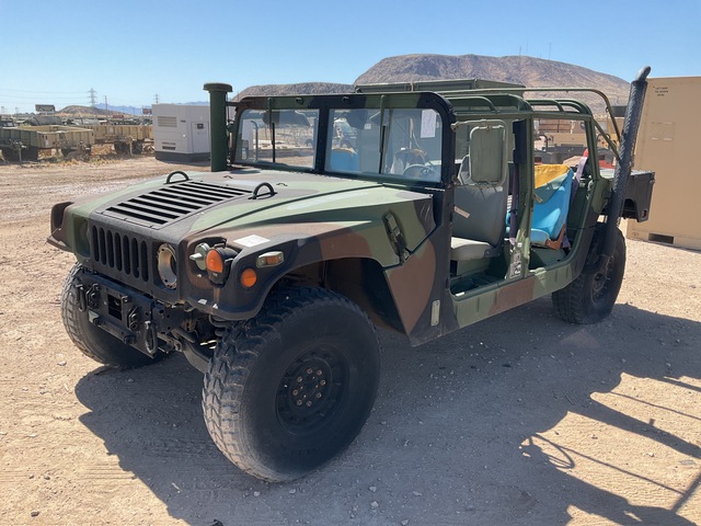 2000 AM General M1123 HMMWV 4 Door w/Truck Body