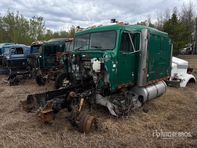 International 9300 Truck Cab