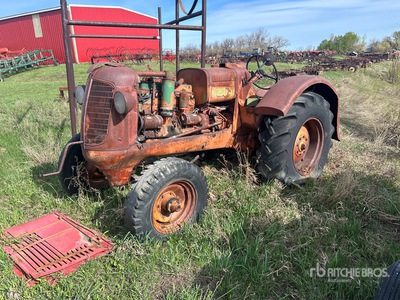 Cockshutt 2WD Wide Front Antique Tractor (Inoperable)