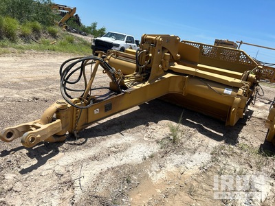 2007 John Deere 1810C 4 Tire Hydraulic Pull Scraper