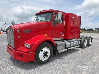 2015 Kenworth T800 6x4 Tractocamion con Dormitorio / T/A Sleeper Truck Tractor