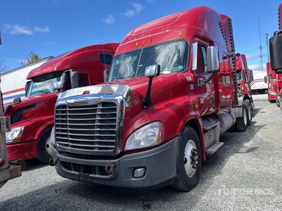 2015 Freightliner Cascadia 6x4 Tracteur routier couchette (Inoperable)
