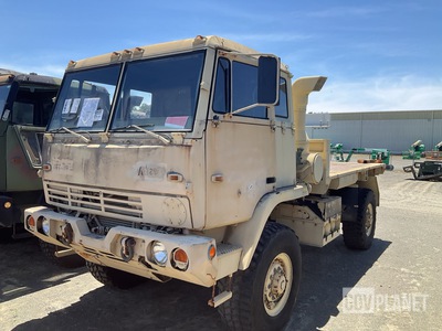 1995 Stewart & Stevenson M1081 LMTV 4x4 Cargo Truck