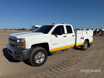 2019 Chevrolet Silverado 2500HD 4x4 Extended Cab Utility Truck