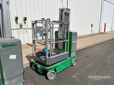 2016 Genie GR-20 Vertical Mast Lift