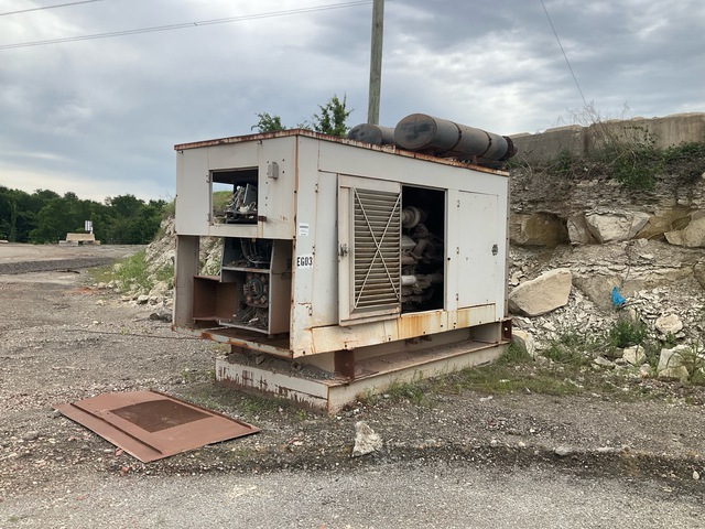 Stewart 16V92TA750-SE 750 kW Skid-Mounted Generator Set Stewart 16V92TA750-SE 750 kW Skid-Mounted Generator Set