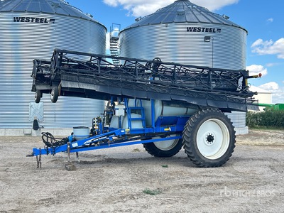 New Holland SF115 90 ft S/A High Clearance Pull-Type Sprayer