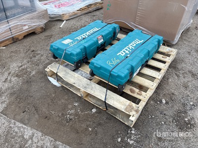 Quantity of Makita HM1307CB 35 lb Demolition Hammer