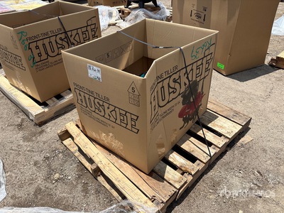 Quantity of (19) Makita 18 Volt Pneumatic Nail Gun w/Tool Set & Jobsite Box Divers