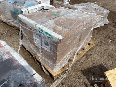 Quantity of (2) Makita Mac5200 Air Compressor