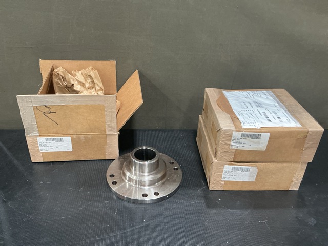 (15) Oshkosh Defense 3813757 Vehicular Universal Joint Yokes