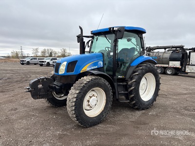 2011 New Holland T6020 Plus جرار ذو دفع رباعي