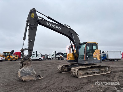 2018 Volvo ECR235E حفارة بجنزير