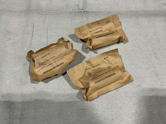 (62) Hamilton Sundstrand 706370GD Piston & Slippers