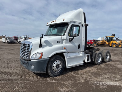 2018 Freightliner Cascadia 125 6x4 3-Achs Sattelzugmaschine