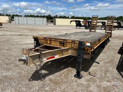 2000 Belshe DT255 26 ft T/A Remolque Portamaquinaria