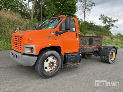 2003 GMC 7500 4x2 Cab and Chassis