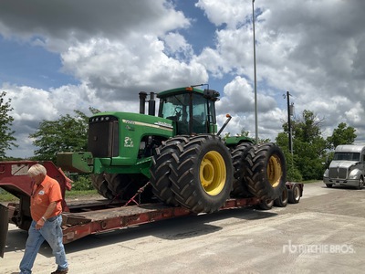 2004 John Deere 9520 Scraper Tractor