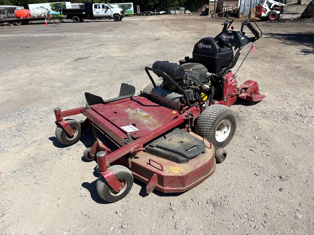 2022 Exmark Turf Tracer X-Series Stand-On Lawn Mower 2022 Exmark Turf Tracer X-Series Stand-On Lawn Mower
