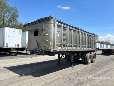 2002 Manac 24 ft T/A End Dump Trailer