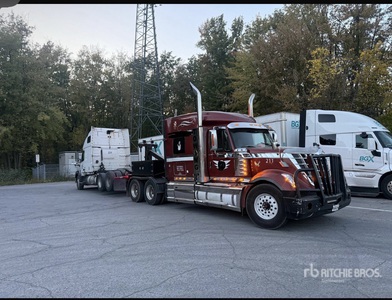 2010 International LoneStar Tow Truck