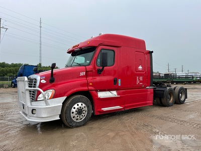 2015 Freightliner Cascadia 125 6x4 Tracteur Routier Couchette
