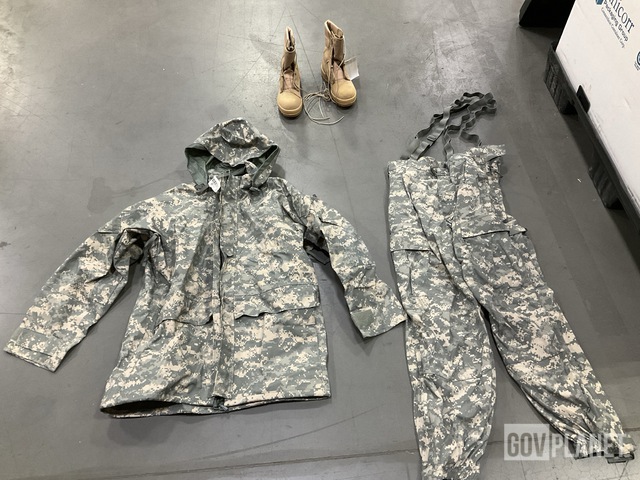 (35) Assorted Parkas, (33) Pairs of Assorted Trousers & Assorted Items