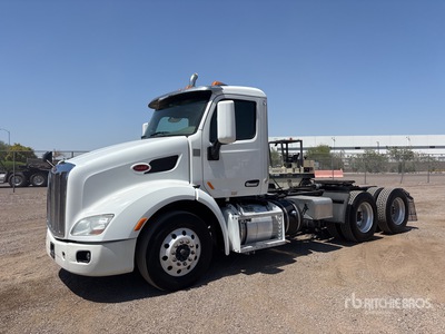 2018 Peterbilt 579 6x4 Day Cab Truck Tractor