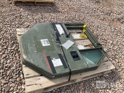(2) Oshkosh 1719450 U Vehicular Doors