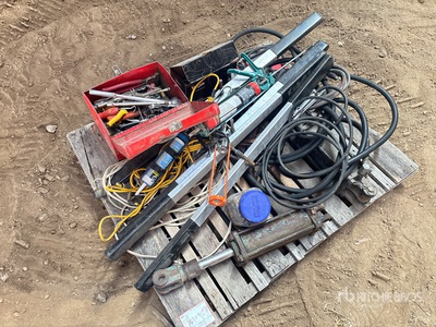 Quantity of Hydraulic Cylinder