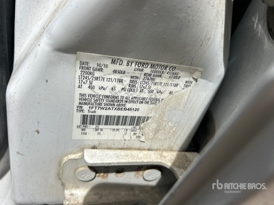 2011 Ford F-250 4x2 Crew Cab Pickup