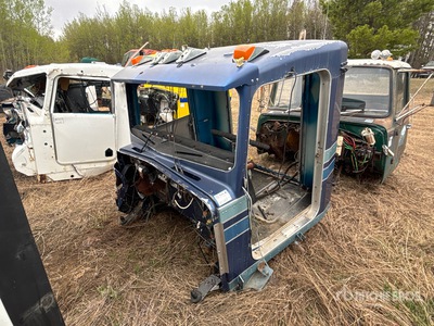 Kenworth w-900 Truck Cab