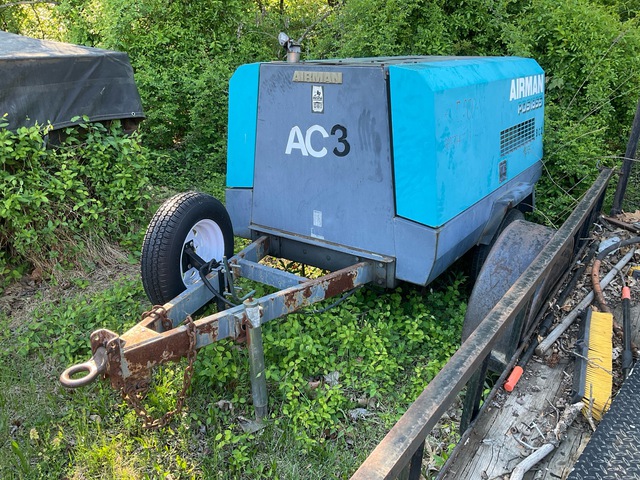 Airman PDS185 185 cfm Mobile Air Compressor (Inoperable)