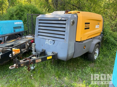 2015 Atlas Copco XAS 400 400 cfm Mobile Luchtcompressor (Inoperable)