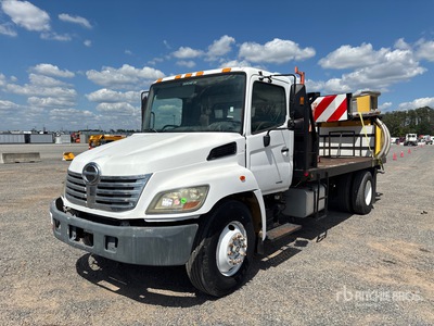 2007 Hino 268 4x2 Attenuator Truck