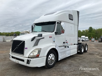 2018 Volvo VNL670 T/A Sleeper Truck Tractor
